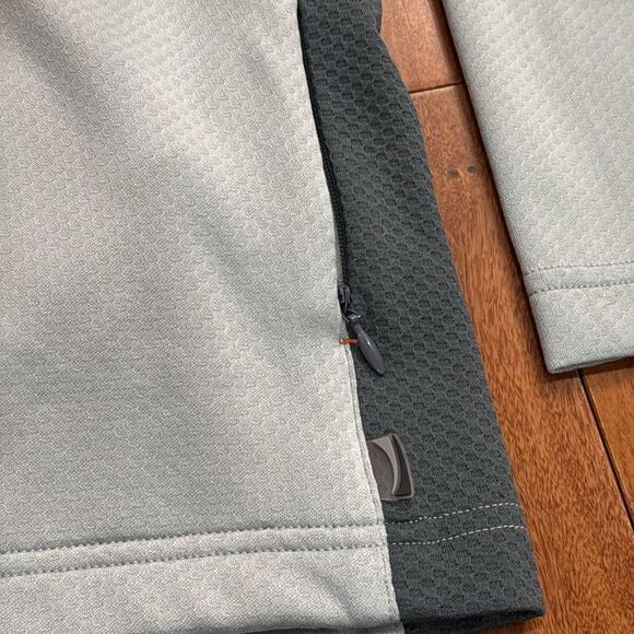 ALO Yoga Cool Fit Gray and Black Quarter-Zip Pullover size XL - Picture 4 of 9